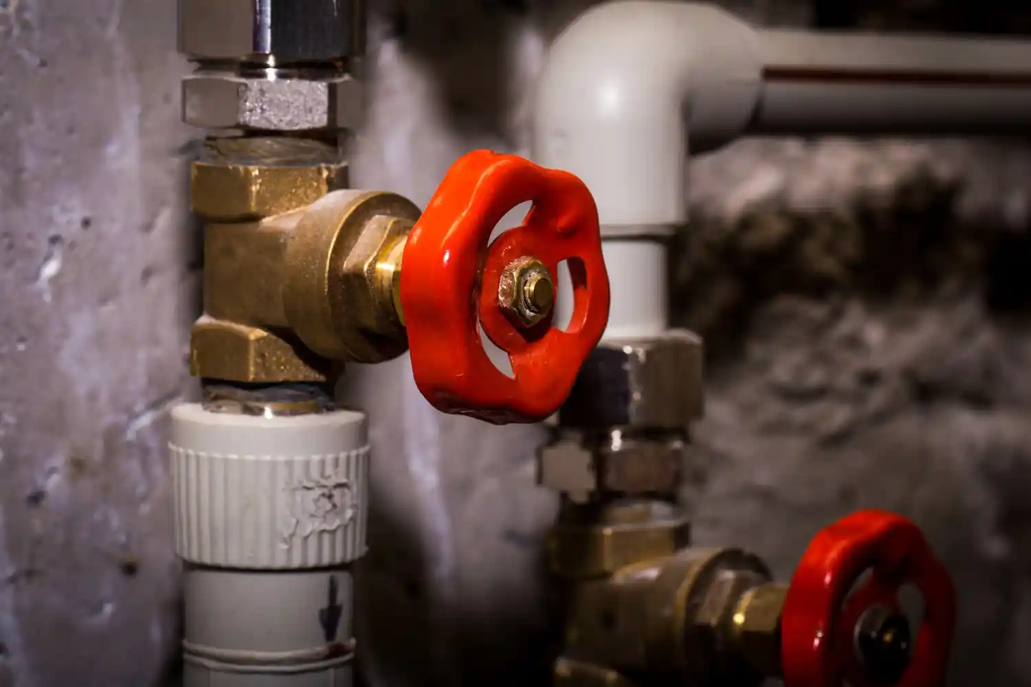 Broken main water line repair by expert plumbers